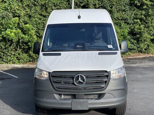 2025 Mercedes-Benz Sprinter 2500 High Roof