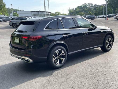 2025 Mercedes-Benz GLC 350e Base 4MATIC