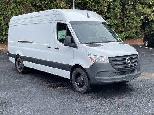 2025 Mercedes-Benz Sprinter 2500 High Roof