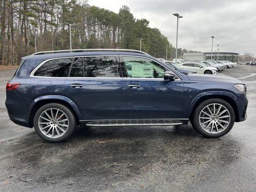2025 Mercedes-Benz GLS 450 4MATIC