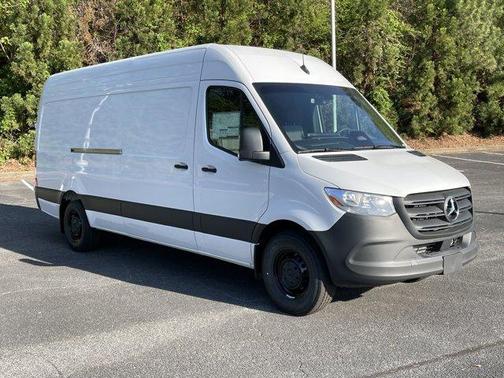 2025 Mercedes-Benz Sprinter 2500 High Roof