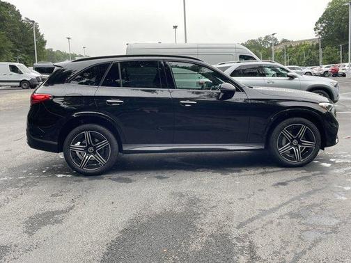 2025 Mercedes-Benz GLC 300 Base