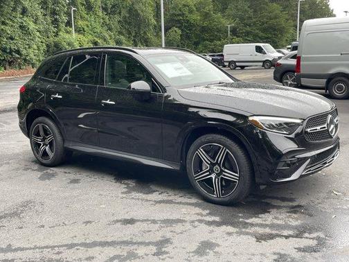 2025 Mercedes-Benz GLC 300 Base