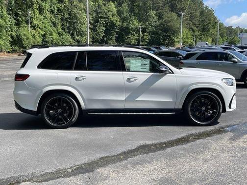 2025 Mercedes-Benz GLS 450 4MATIC