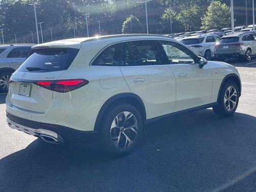2025 Mercedes-Benz GLC 350e Base 4MATIC
