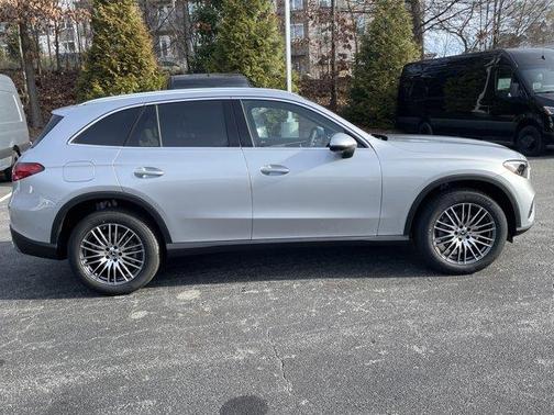 2026 Mercedes-Benz GLC 300 Base