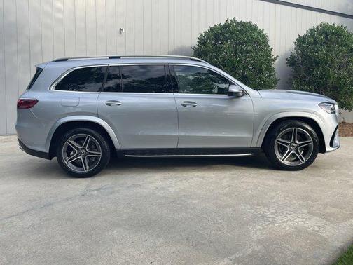 2024 Mercedes-Benz GLS 450 4MATIC