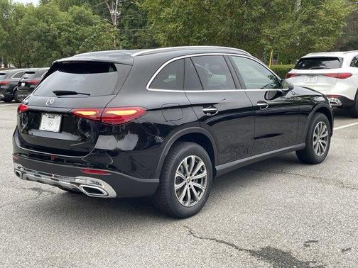 2026 Mercedes-Benz GLC 300 Base