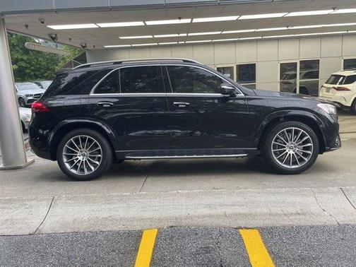 2025 Mercedes-Benz GLE 450e Base 4MATIC