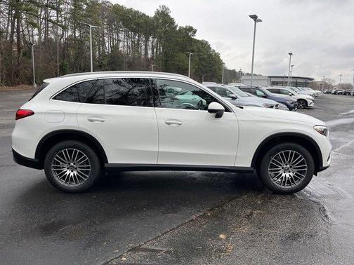 2025 Mercedes-Benz GLC 300 Base