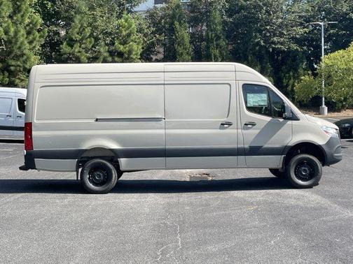 2025 Mercedes-Benz Sprinter 2500 High Roof