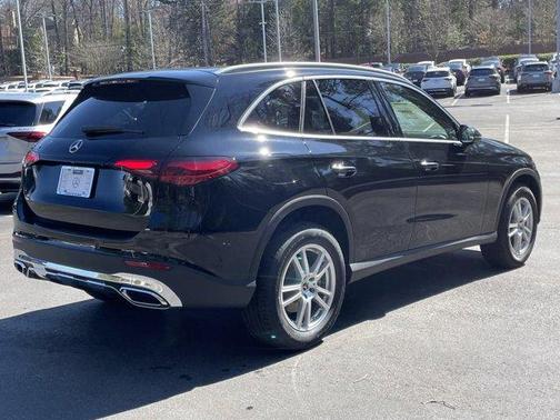 2025 Mercedes-Benz GLC 300 Base