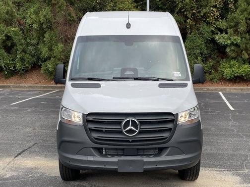 2026 Mercedes-Benz Sprinter 2500 ROOF 144