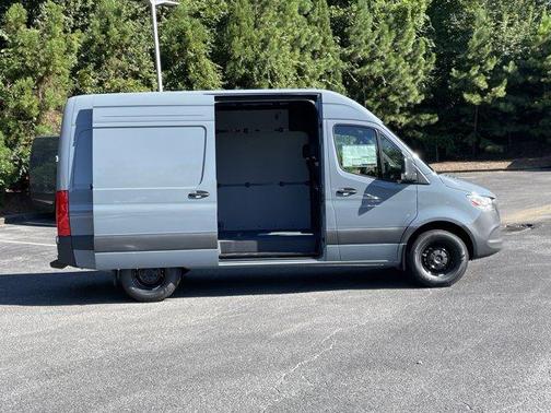 2025 Mercedes-Benz Sprinter 2500 Standard Roof
