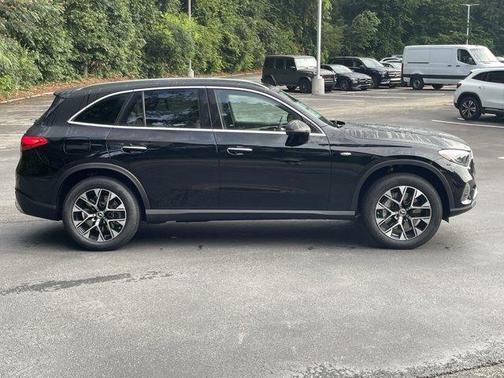 2025 Mercedes-Benz GLC 350e Base 4MATIC