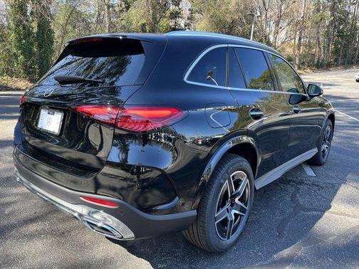 2025 Mercedes-Benz GLC 300 Base