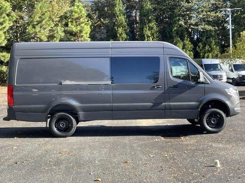 2026 Mercedes-Benz Sprinter 2500 HIGH ROOF 170