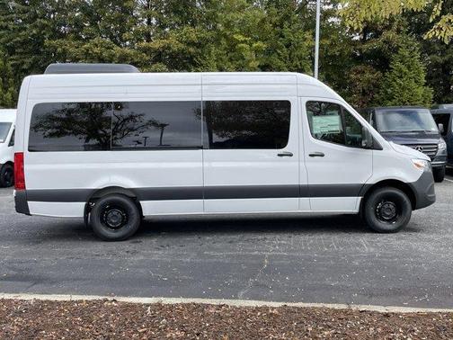 2026 Mercedes-Benz Sprinter 2500 HIGH ROOF HO 170
