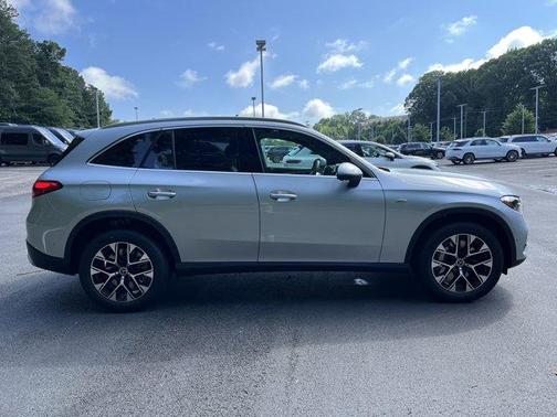 2025 Mercedes-Benz GLC 350e Base 4MATIC