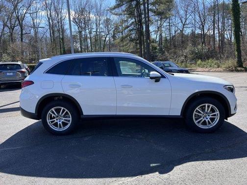 2025 Mercedes-Benz GLC 300 Base