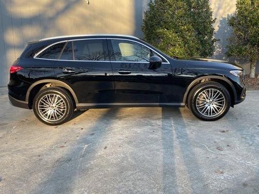 2025 Mercedes-Benz GLC 300 Base 4MATIC
