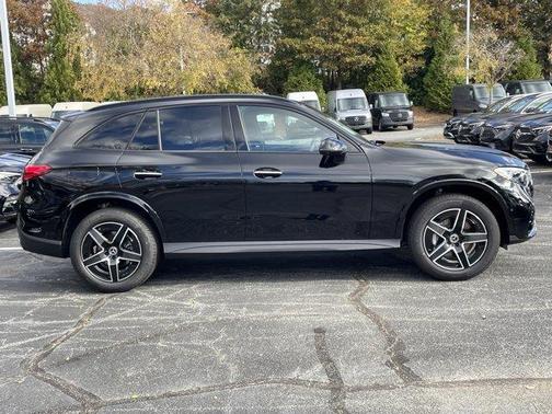 2026 Mercedes-Benz GLC 300 Base 4MATIC