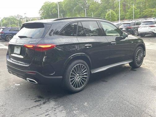 2025 Mercedes-Benz GLC 350e Base 4MATIC