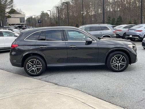 2025 Mercedes-Benz GLC 300 Base 4MATIC