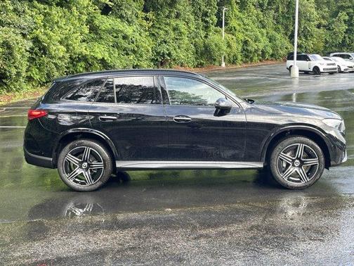2025 Mercedes-Benz GLC 300 Base