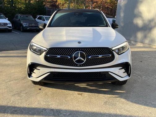 2025 Mercedes-Benz GLC 300 Base