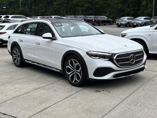 MANUFAKTUR Moonlight White Metallic 2024 Mercedes-Benz E-Class E 450 4MATIC
