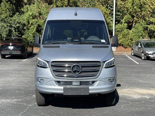 2026 Mercedes-Benz Sprinter 2500 HIGH ROOF HO 170