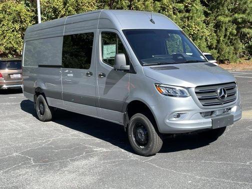 2026 Mercedes-Benz Sprinter 2500 HIGH ROOF HO 170