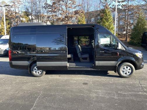 2026 Mercedes-Benz Sprinter 2500 High Roof