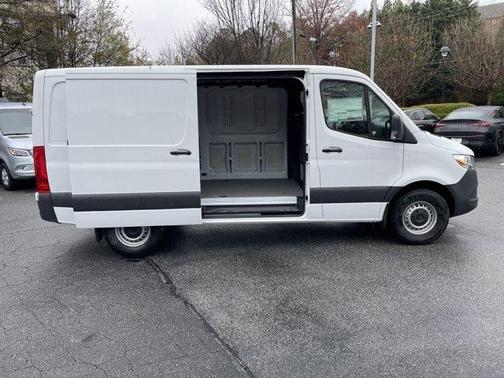 2025 Mercedes-Benz Sprinter 2500 Standard Roof