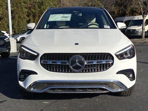 2025 Mercedes-Benz GLA 250 Base