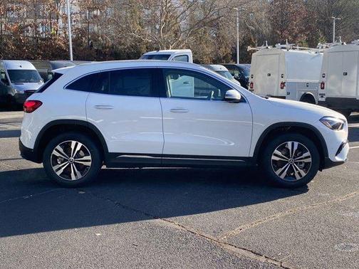 2025 Mercedes-Benz GLA 250 Base