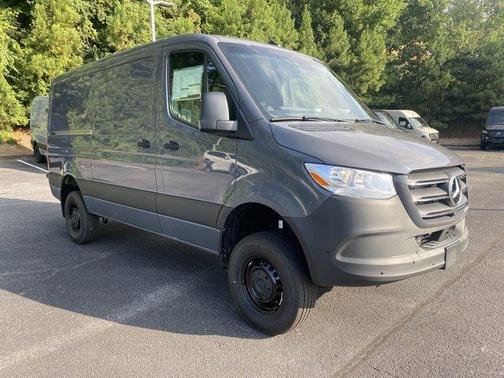 2024 Mercedes-Benz Sprinter 2500 Standard Roof