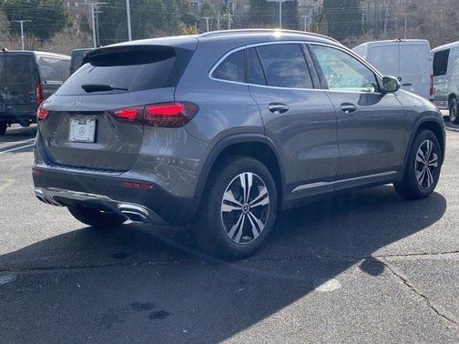 2025 Mercedes-Benz GLA 250 Base