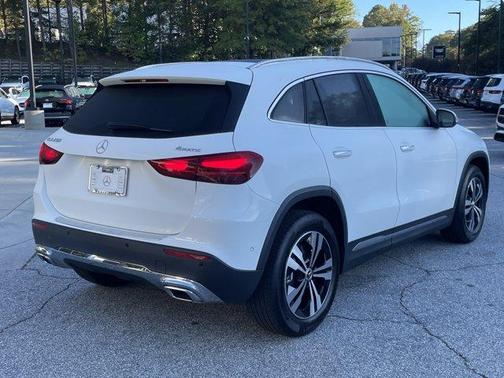 2025 Mercedes-Benz GLA 250 Base 4MATIC