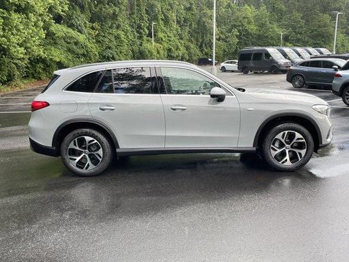 2025 Mercedes-Benz GLC 350e Base 4MATIC