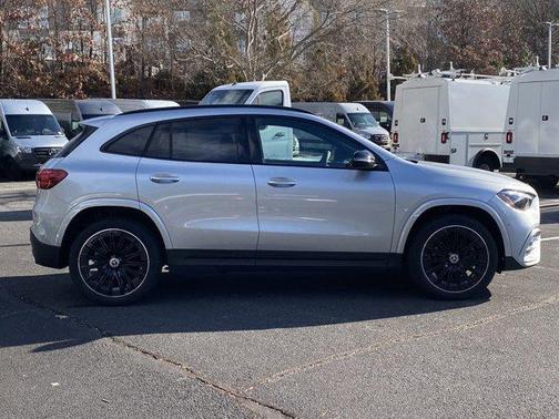 2025 Mercedes-Benz GLA 250 Base 4MATIC