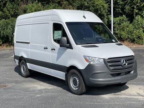 2025 Mercedes-Benz Sprinter 2500 Standard Roof