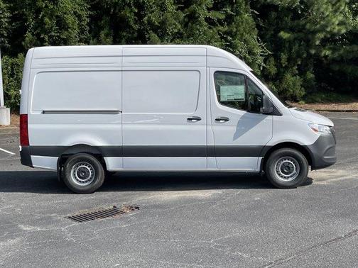 2025 Mercedes-Benz Sprinter 2500 Standard Roof