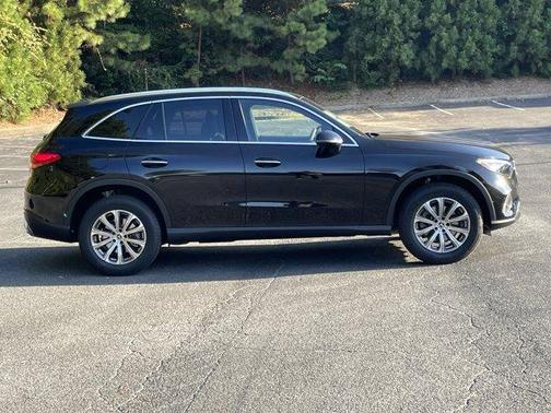 2026 Mercedes-Benz GLC 300 Base
