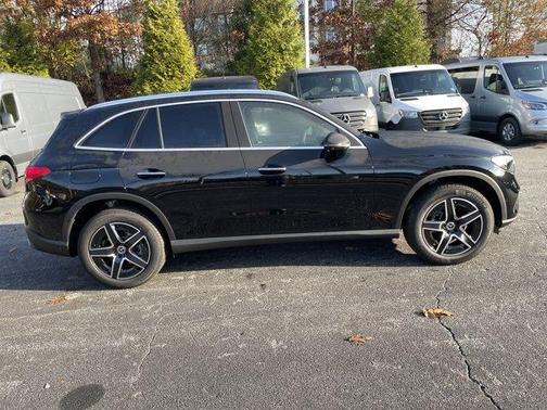 2026 Mercedes-Benz GLC 300 Base 4MATIC