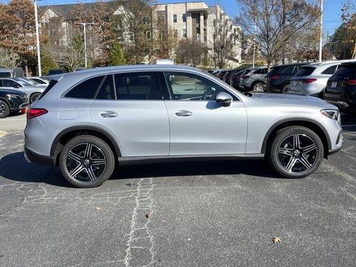 2026 Mercedes-Benz GLC 300 Base