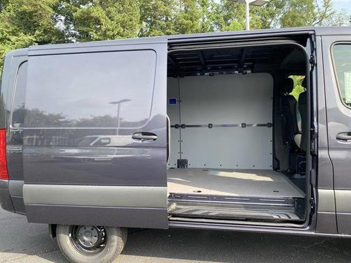 2024 Mercedes-Benz Sprinter 2500 Standard Roof
