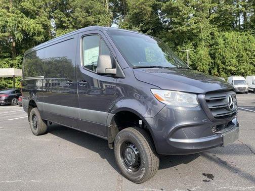 2024 Mercedes-Benz Sprinter 2500 Standard Roof