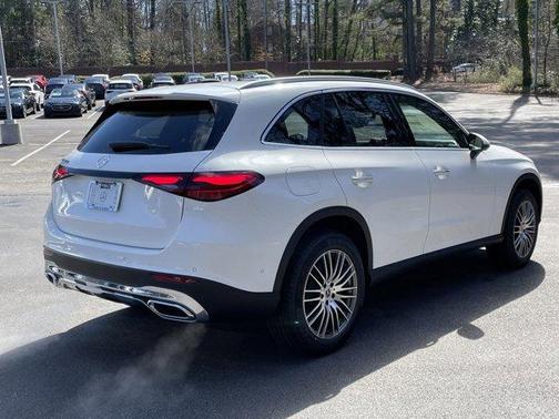 2025 Mercedes-Benz GLC 300 Base